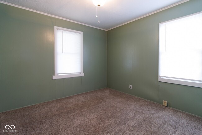 Building Photo - 5866 Shimer Ave
