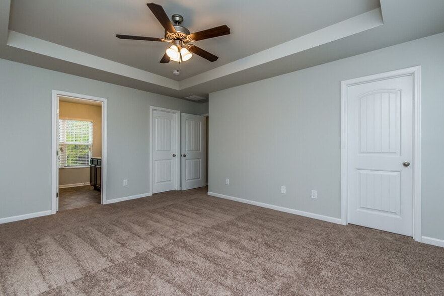 Building Photo - 69 Calm Waters Ave