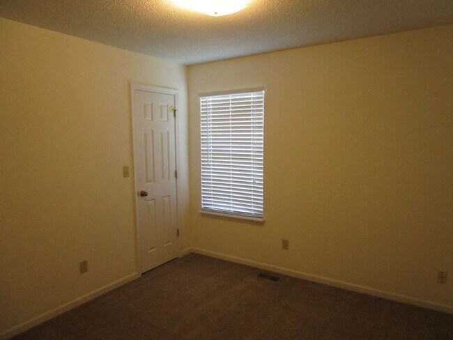 Building Photo - 4302-4304 Cheryl Ct.