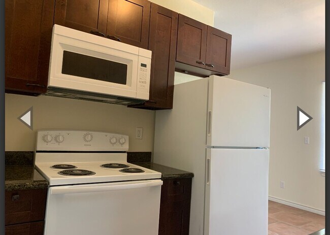 Building Photo - Spring Break Special - Move in NOW!!! and stay one month free