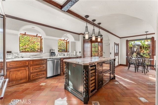 Building Photo - 1481 Santa Cruz St