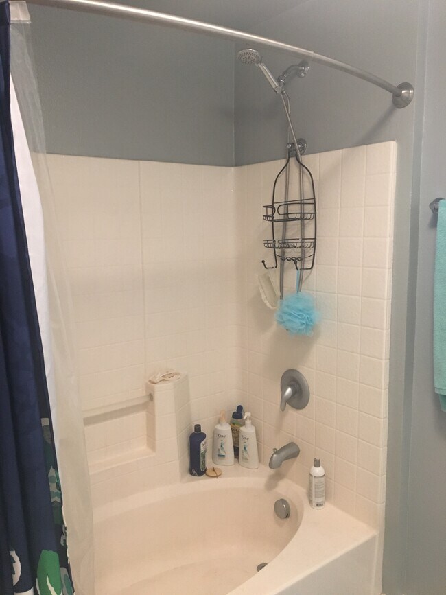 Shower - 1480 Broadway St
