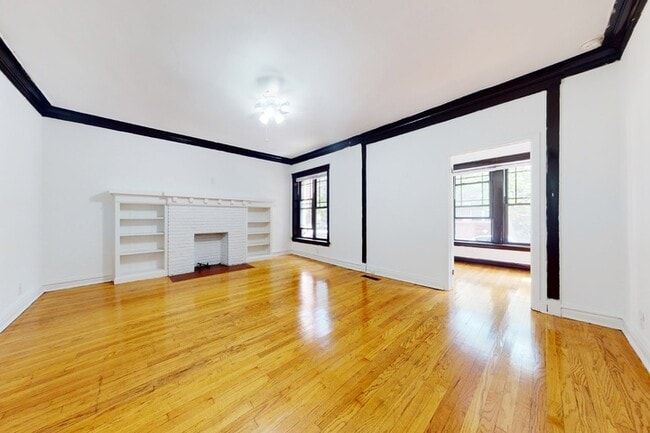 Floorplan - 5452 S. Ellis Avenue