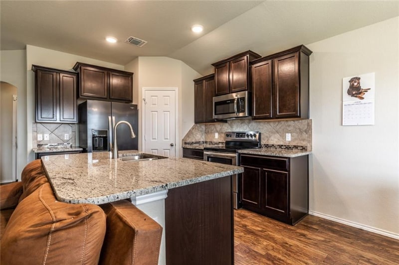 Building Photo - 3004 Skinner Dr