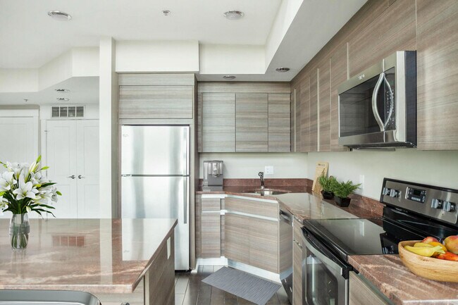 Building Photo - 60 Howard St