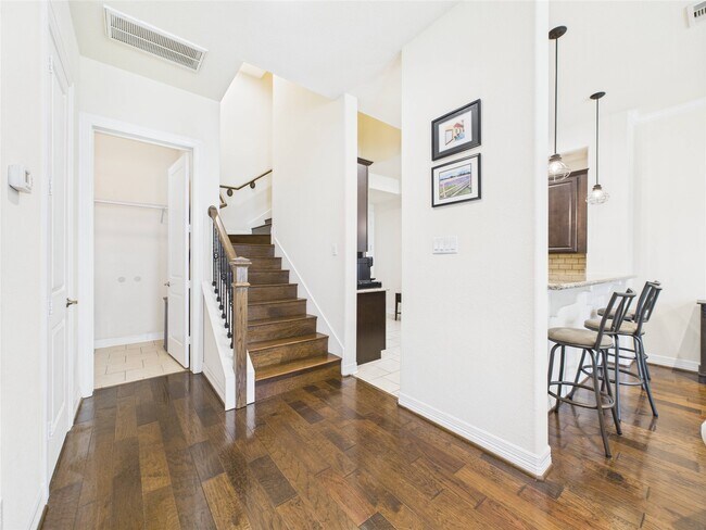 Building Photo - 22 Tassia Ln