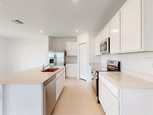 Building Photo - 3881 Corsican Ln