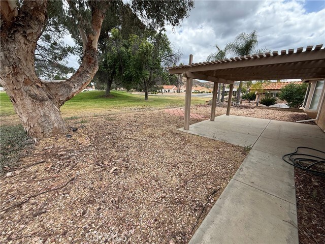 Building Photo - 2971 Peach Tree St