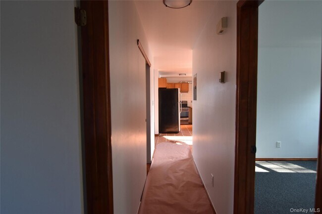 Building Photo - 24-28-28 95th St