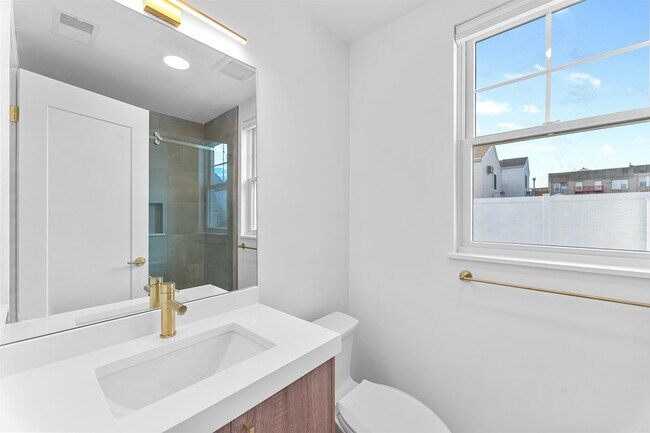 Building Photo - 6717 Madison St