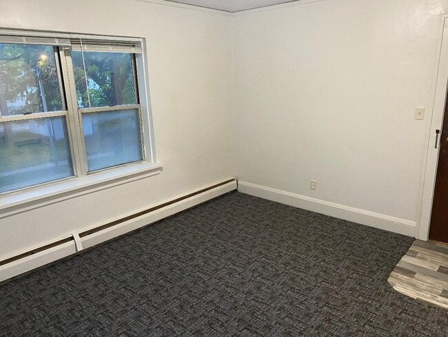 Building Photo - 1143 1st St NW