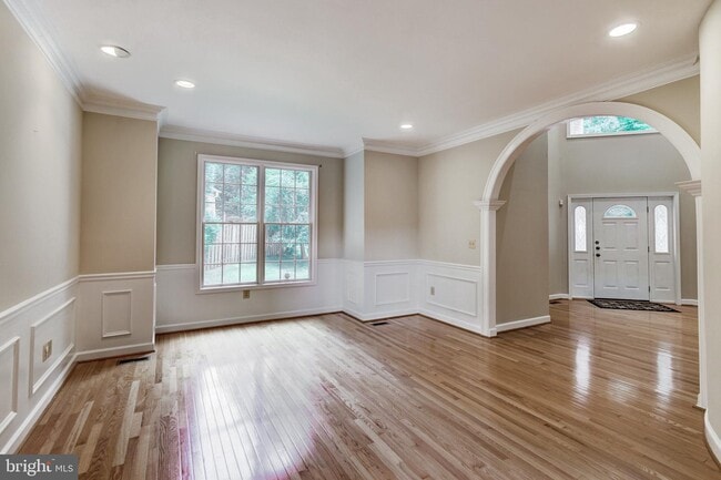 Building Photo - 18 Nantucket Ct