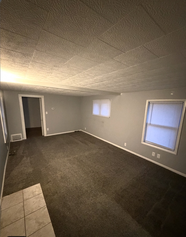 Building Photo - 1 bed. 1 bath.