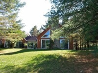 Building Photo - 14543 Ensign Rd