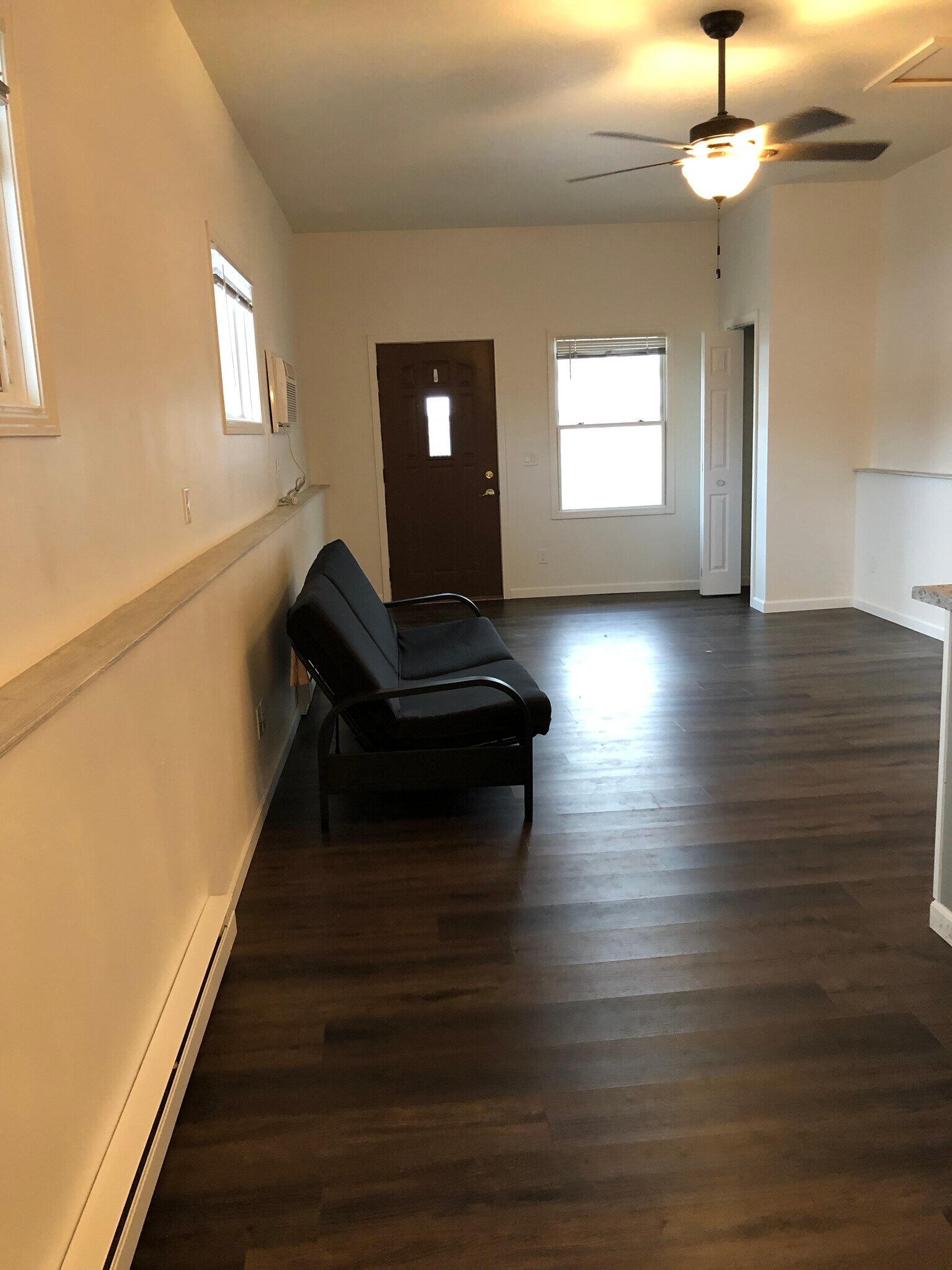 Building Photo - 211 W Mill St