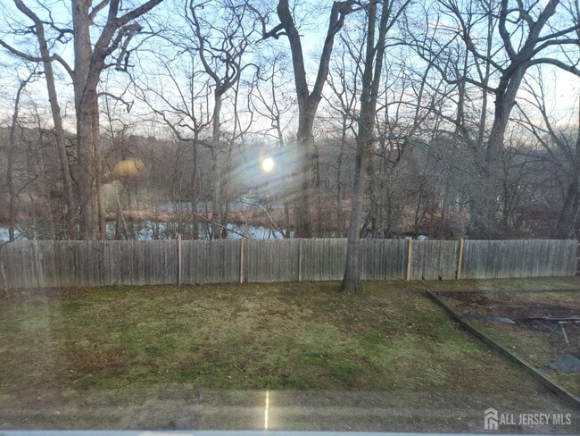 Building Photo - 289 Main St