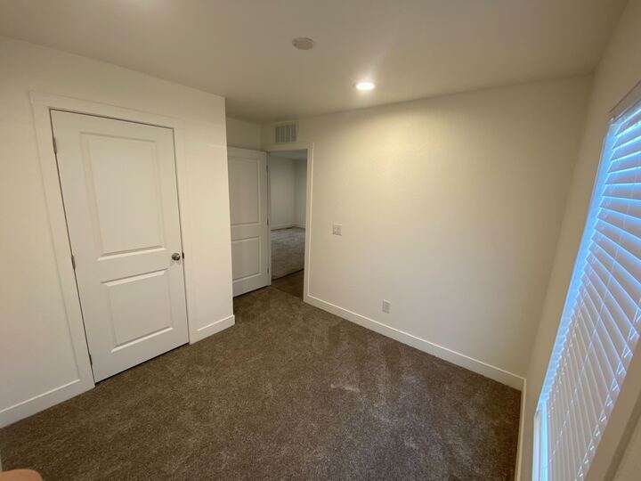 Building Photo - 2060 N Center St