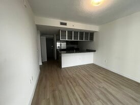 Building Photo - 1354 N Miami Ave