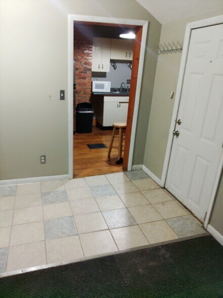 entrance - 203 E Cross St