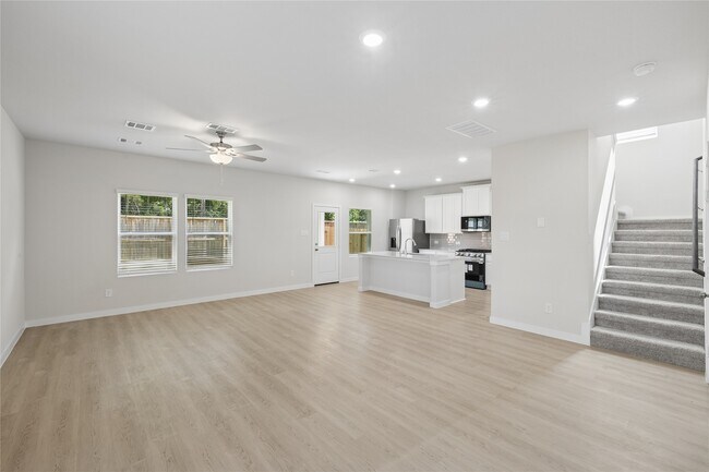 Building Photo - 7942 Alset Dr
