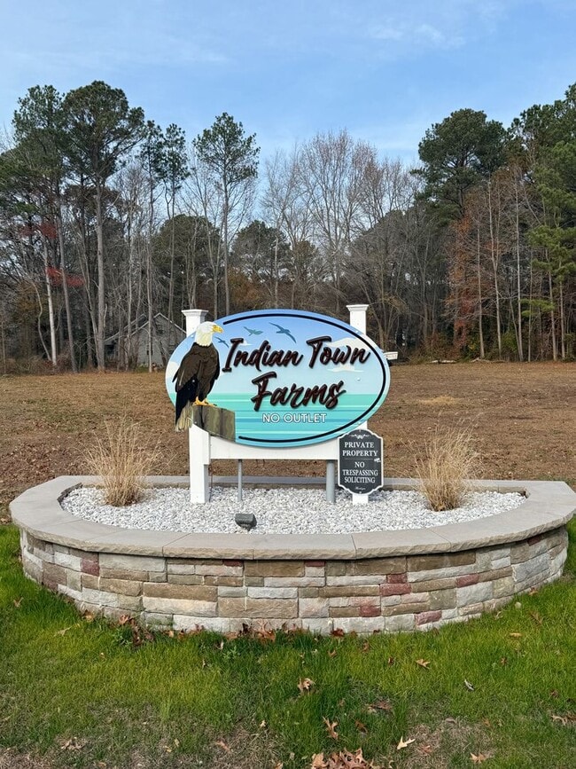 Building Photo - Beautiful 3-Bedroom Single Family Home on Private Lot- RENT NOW, SAVE NOW!