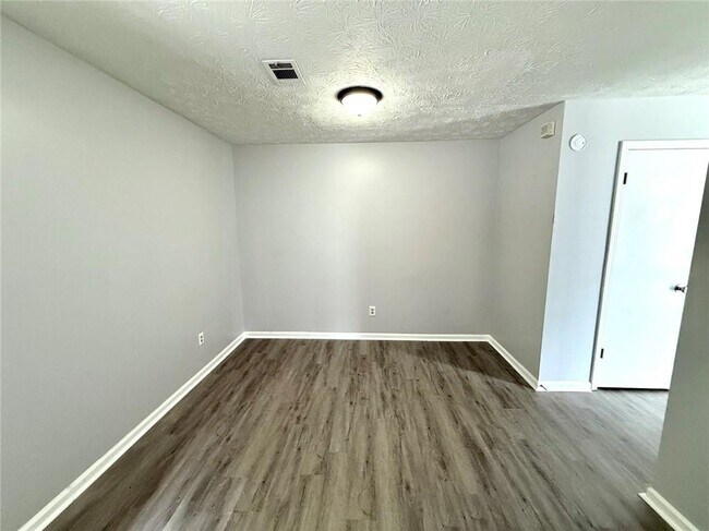 Building Photo - 3628 N Hopkins Ct