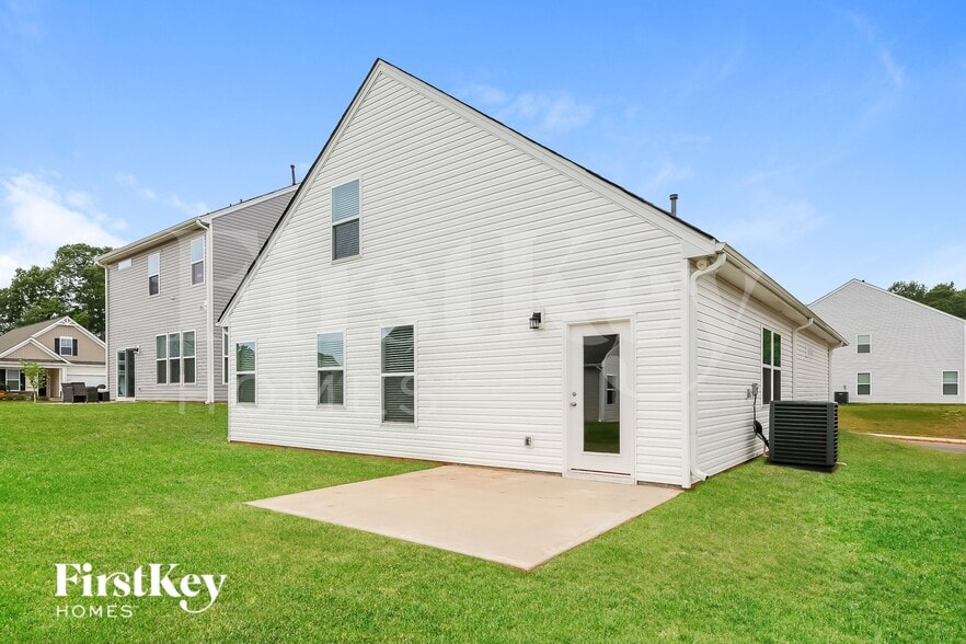 Building Photo - 427 Stonefence Dr