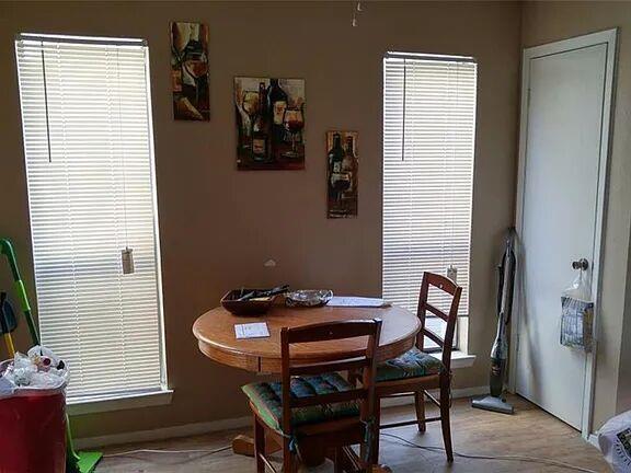 Building Photo - 2011 West Loop