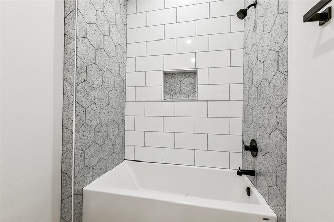 Building Photo - 7486 Stanwick Dr