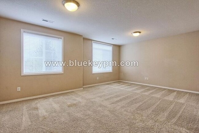 Building Photo - 4 Bed, 2.5 Bath Home Off SE Eaton Blvd and Weaver Creek in Battle Ground