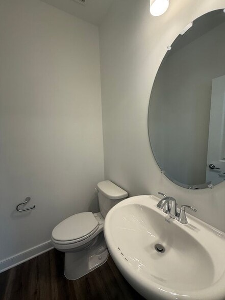 Building Photo - 1309 Bracken Ln