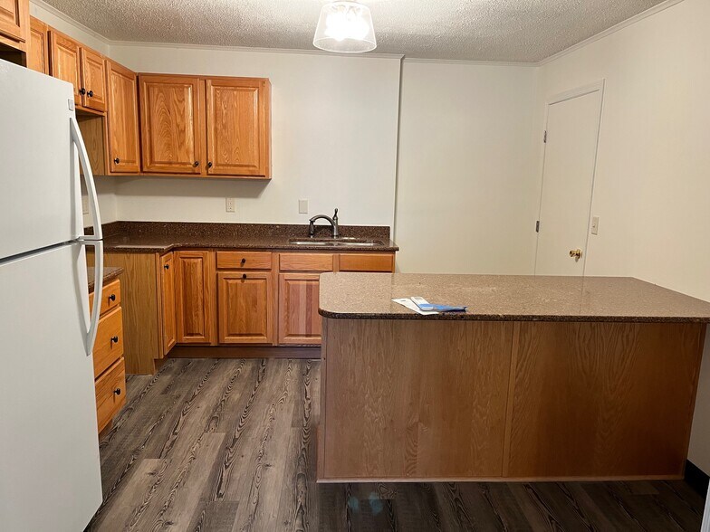 Building Photo - 101 W Toledo St