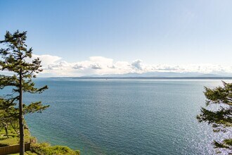 Building Photo - Gorgeous West facing View Home in Coupeville with Acreage and Privacy!