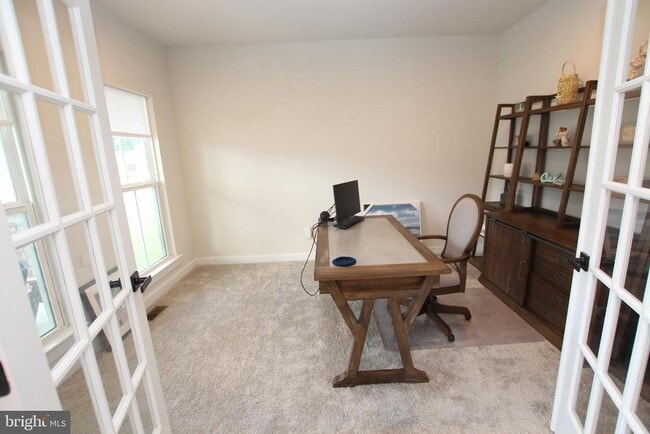 Building Photo - 31219 Barefoot Cir