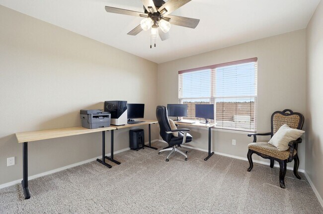 Building Photo - 1108 Scarlet Oak Dr