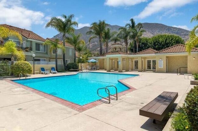 Building Photo - 7037 Paseo Encantada