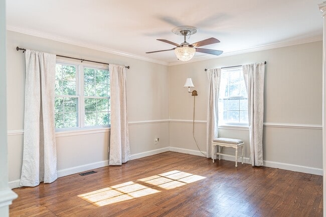 Building Photo - 435 W Baltimore Ave