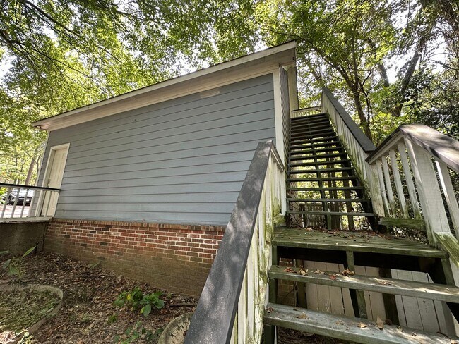 Building Photo - 3934 Hanover Pl