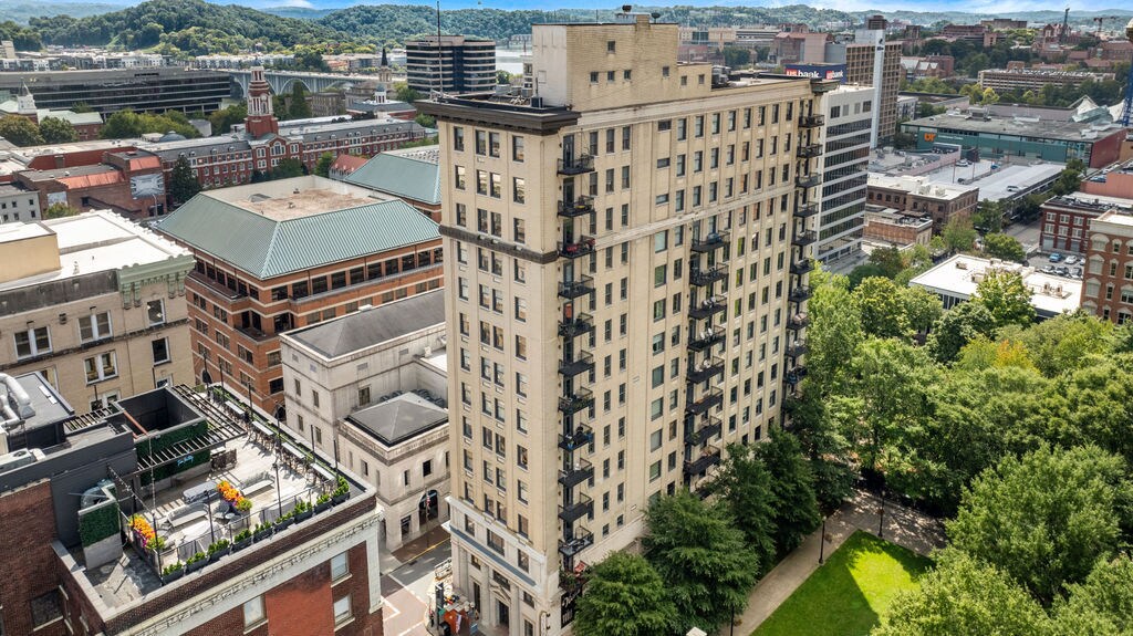 Building Photo - 531 S Gay St