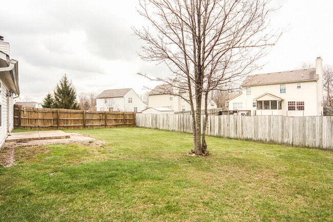 Building Photo - 3 Bedroom in Pike Township