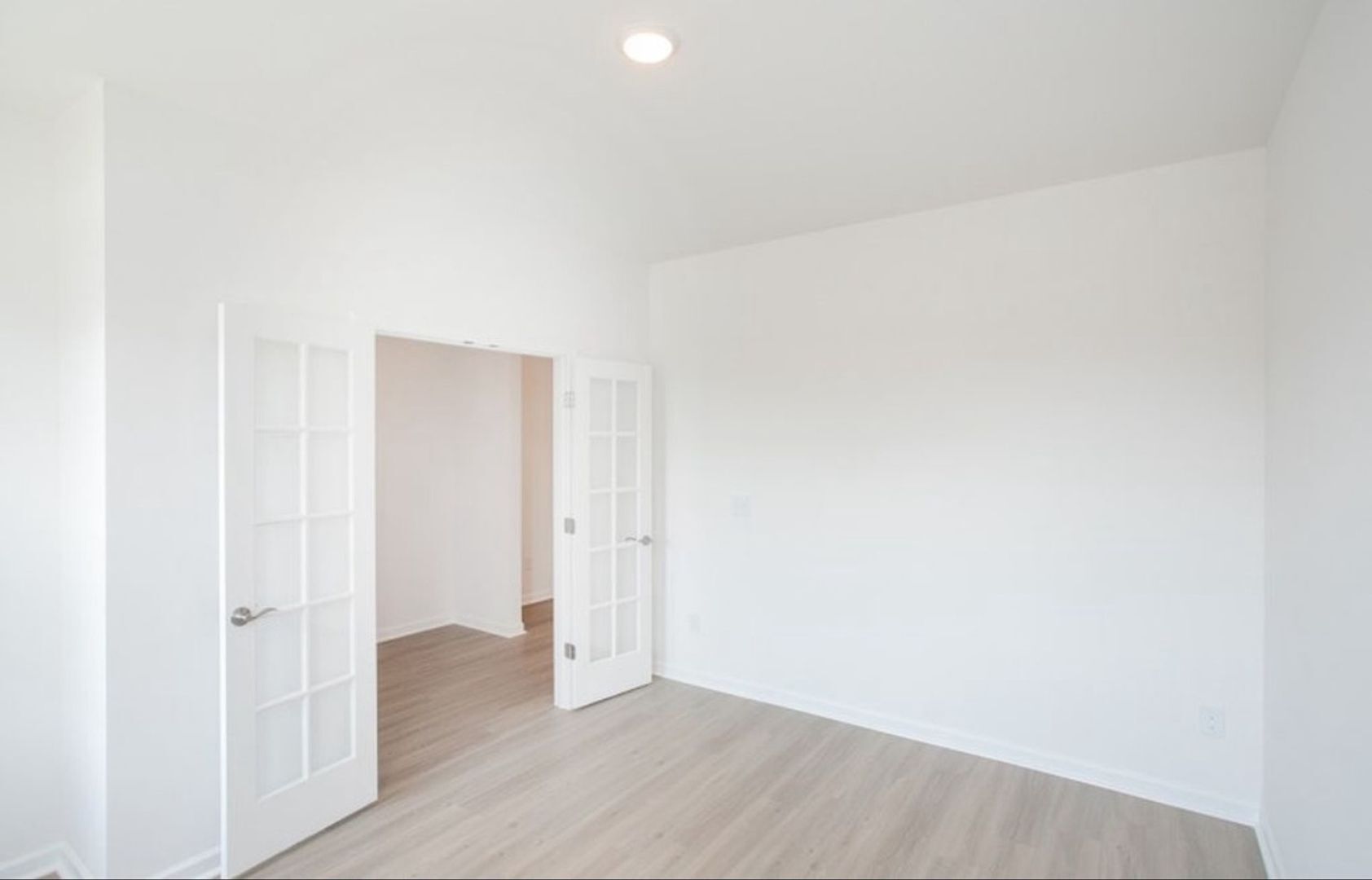 Building Photo - 448 Jet Strm Dr