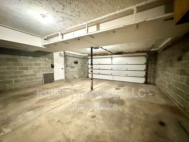 Building Photo - 8005 S 152nd St