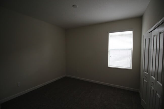 Building Photo - Newer 4/3 Lake Nona/Moss Park Single Story...