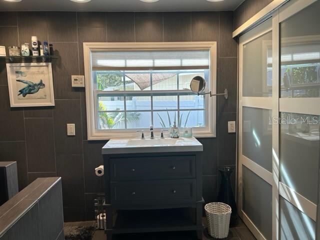 Building Photo - 6332 11th Ave S