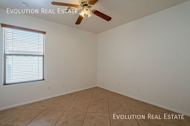 Building Photo - 10330 E Idaho Ave