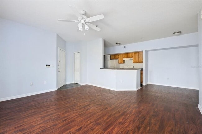 Building Photo - 6071 Westgate Dr