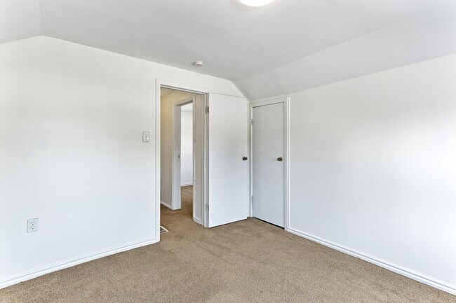 Building Photo - 28649 John Hauk St