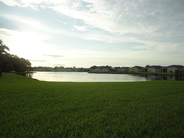 Building Photo - 5211 100th Dr E