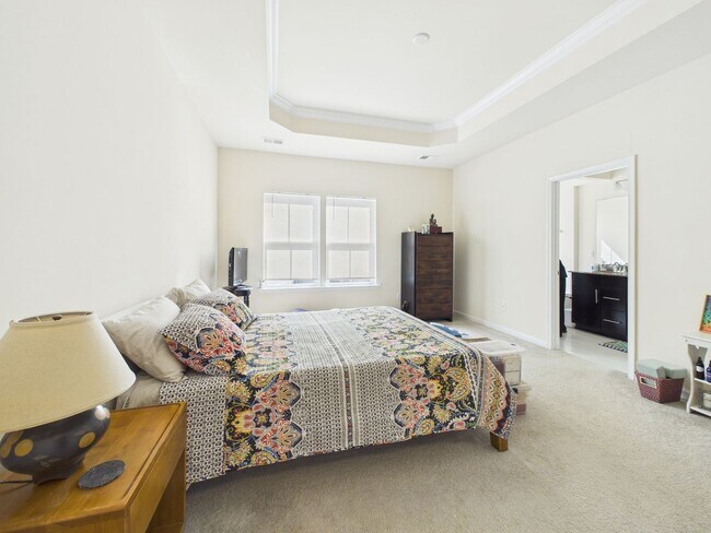 Building Photo - 14225 Martinet Xing