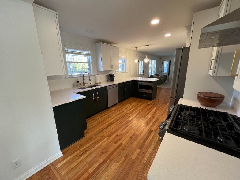 Building Photo - 809 Coggin Pass